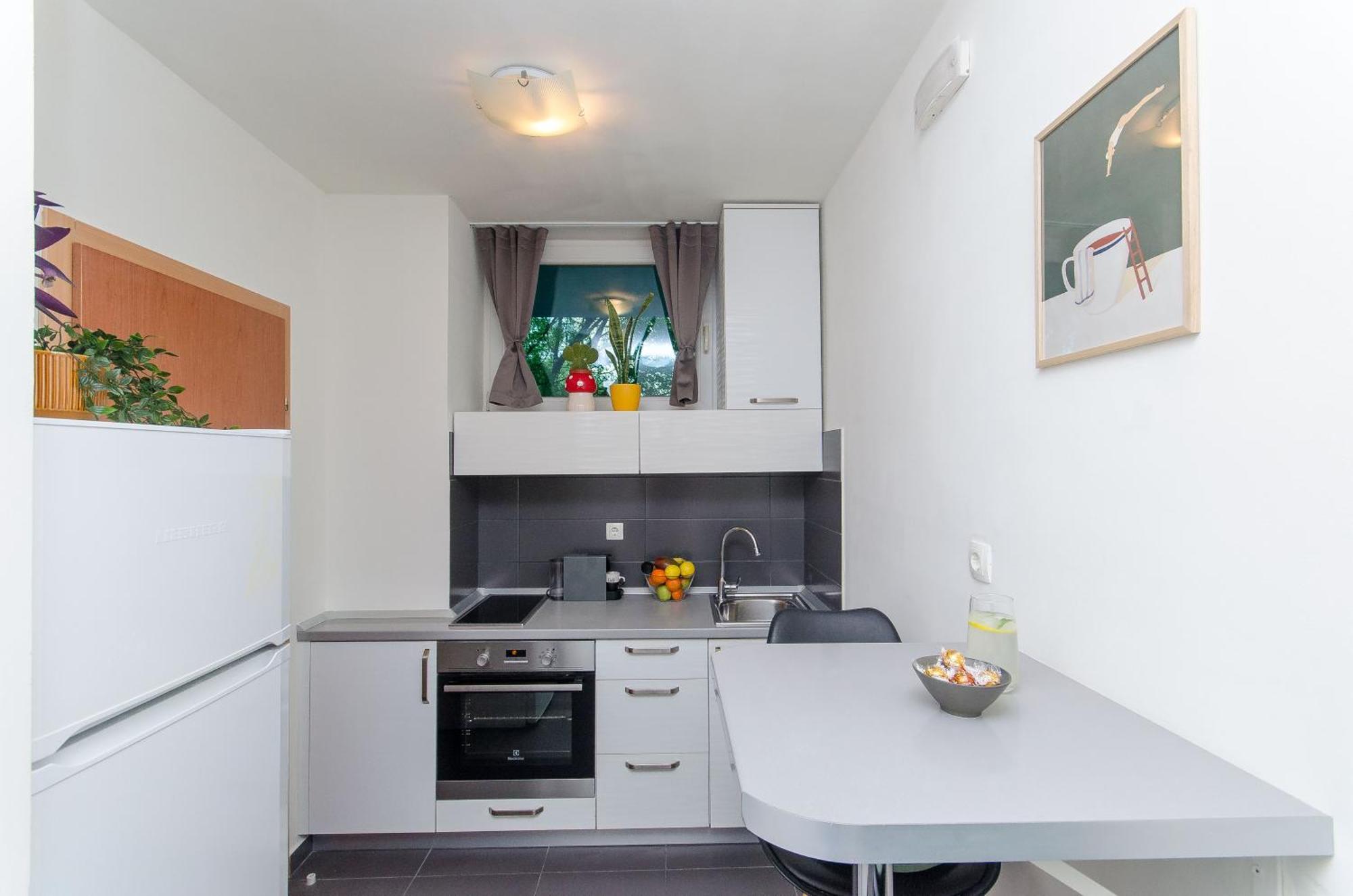 Side By Side Apartments Сплит Экстерьер фото