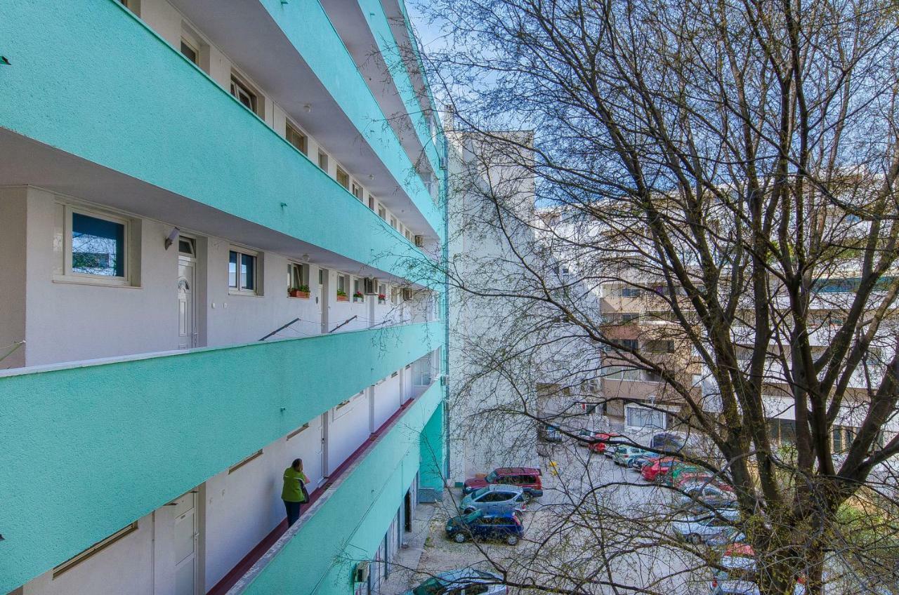 Side By Side Apartments Сплит Экстерьер фото