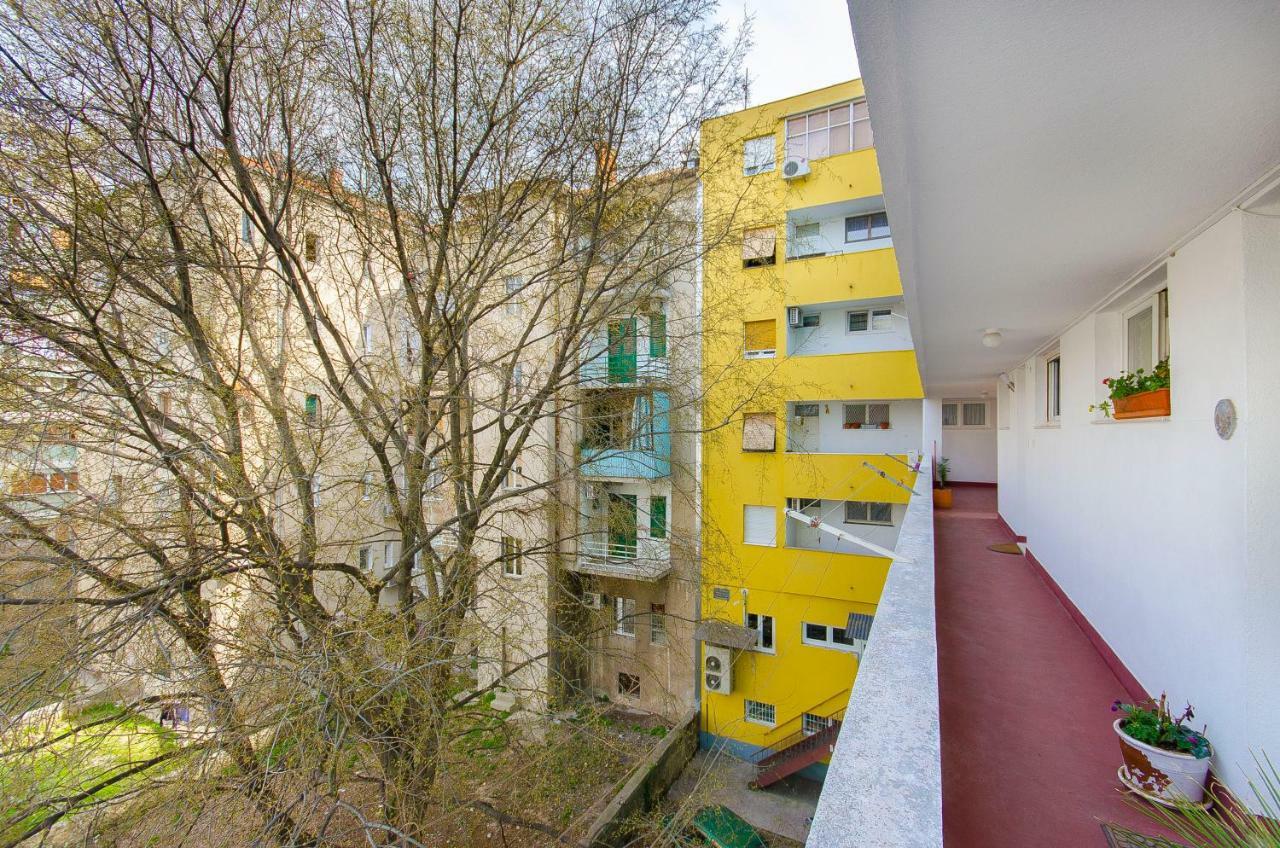 Side By Side Apartments Сплит Экстерьер фото