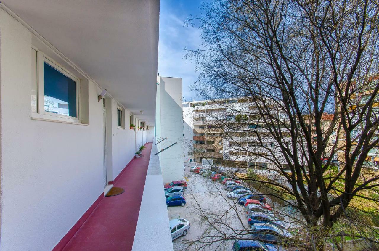 Side By Side Apartments Сплит Экстерьер фото